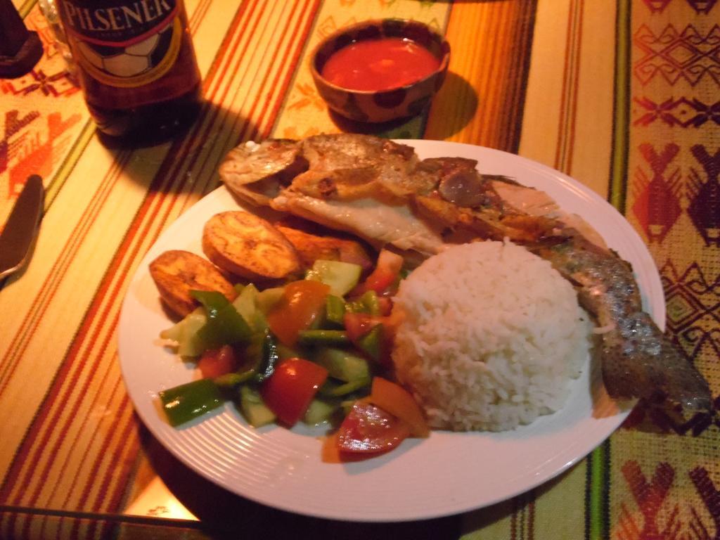 La Casa Amarilla Banos (Tungurahua)