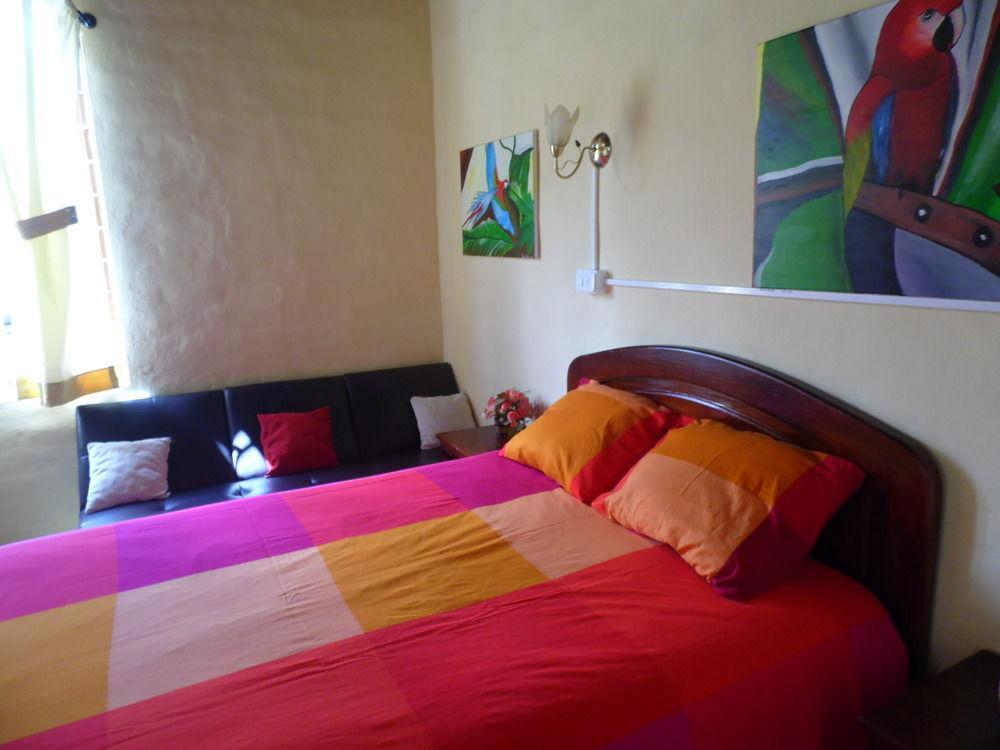 賓館 La Casa Amarilla 3*
