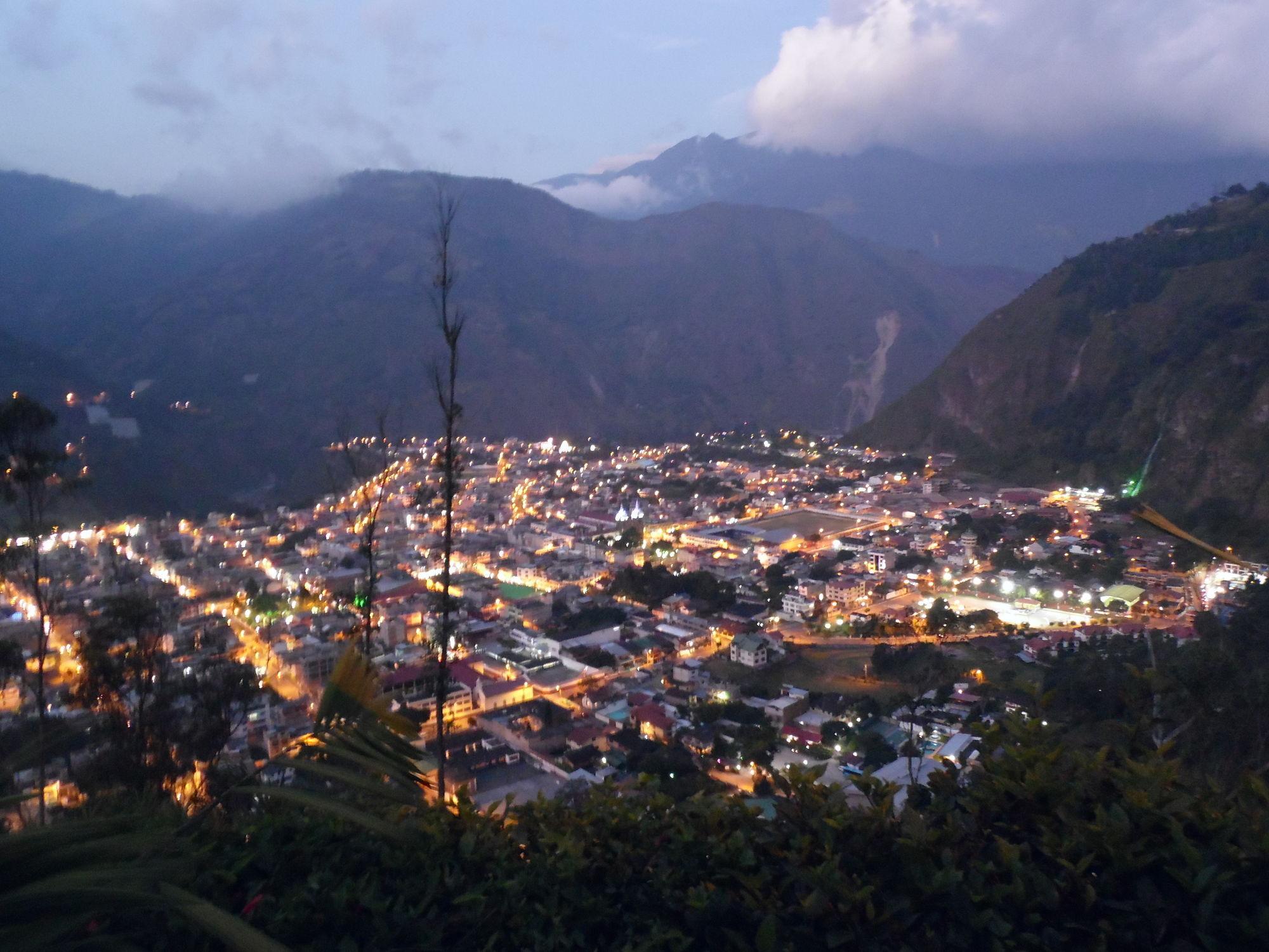 La Casa Amarilla Banos (Tungurahua)